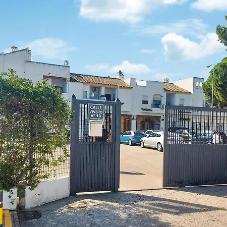 Pet Friendly In El Puerto De Santa Mar With Kitchen